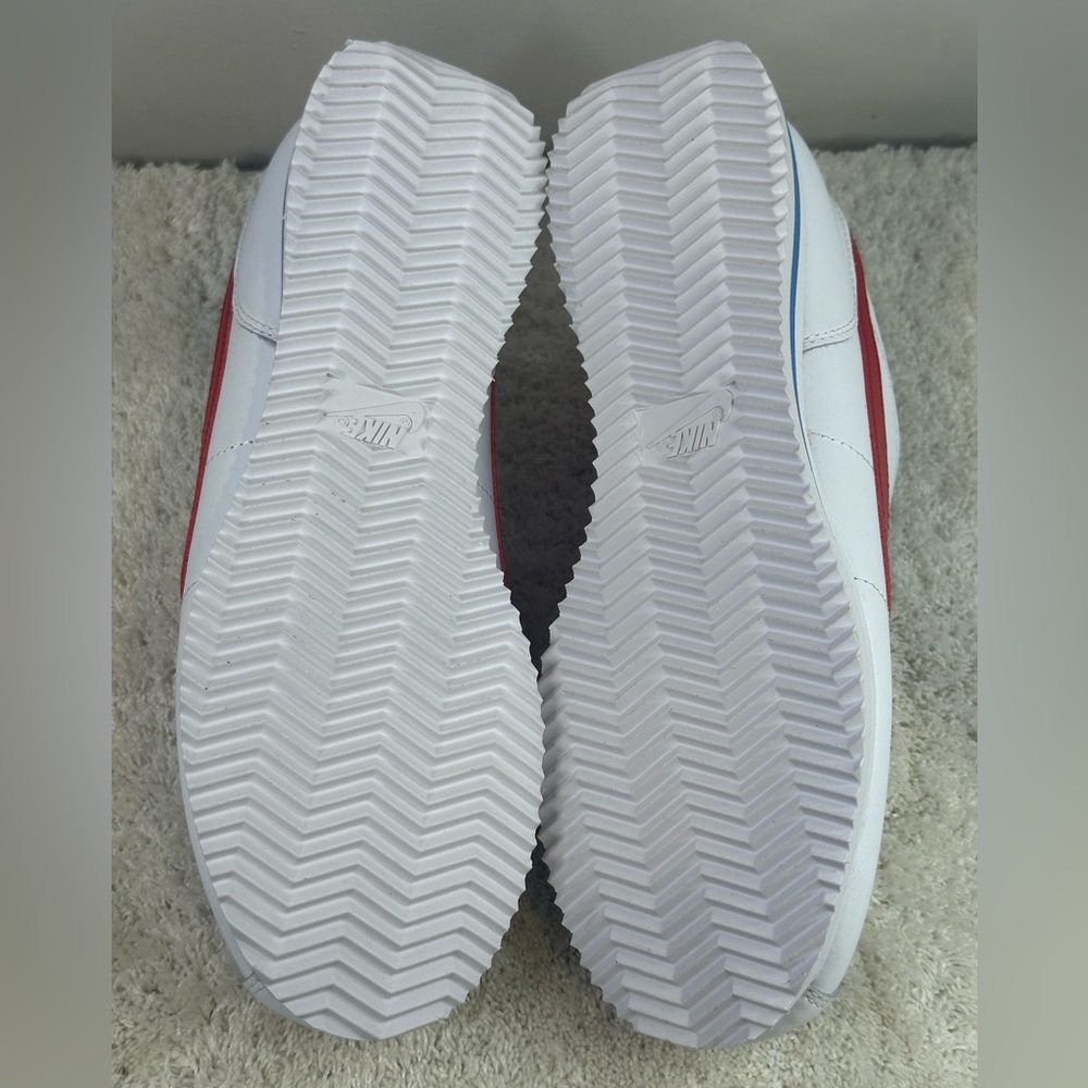 Nike Cortez - Picture 4 of 8